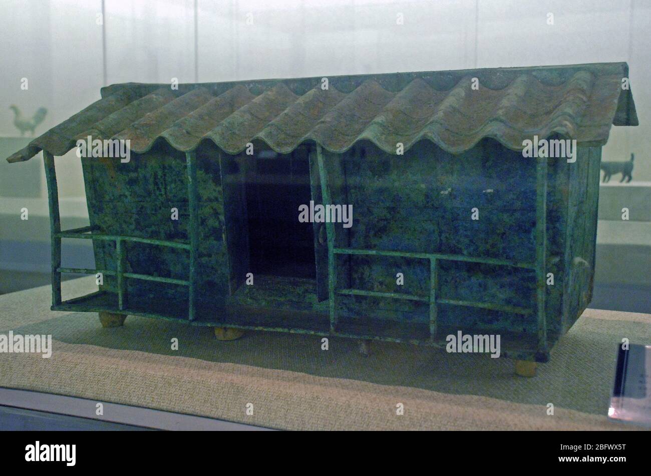 In der Westlichen Han Dynastie wurde 1971 in Guangx ein Trockenfass-Kupferlager auf dem Gipfel eines Berges in Grab Nr. 1 des Wangniuling HEPU County ausgegraben Stockfoto