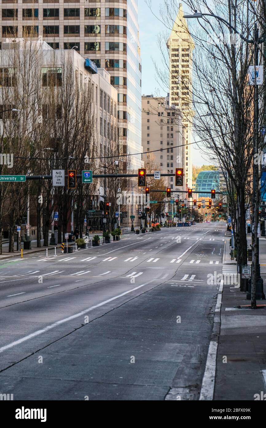 Leere Straße in Downtown Seattle wegen Coronavirus Aufenthalt in Home Ordnung Stockfoto