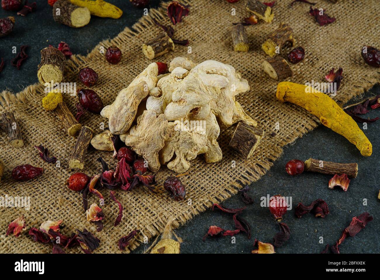 Trockene Ingwerwurzel Stockfoto