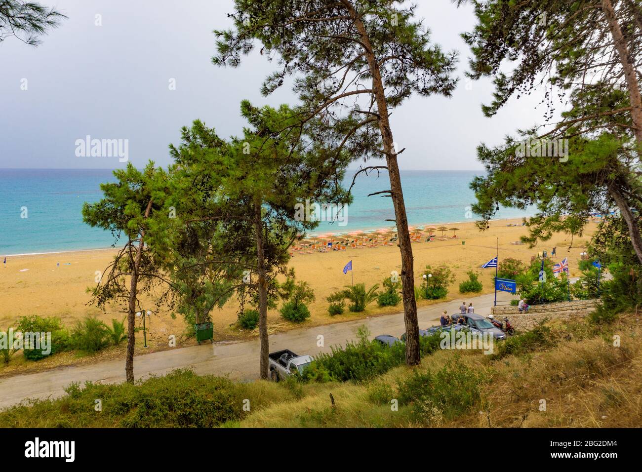 Strand in Skala Region an einem bewölkten Tag in Kefalonia, Griechenland Stockfoto