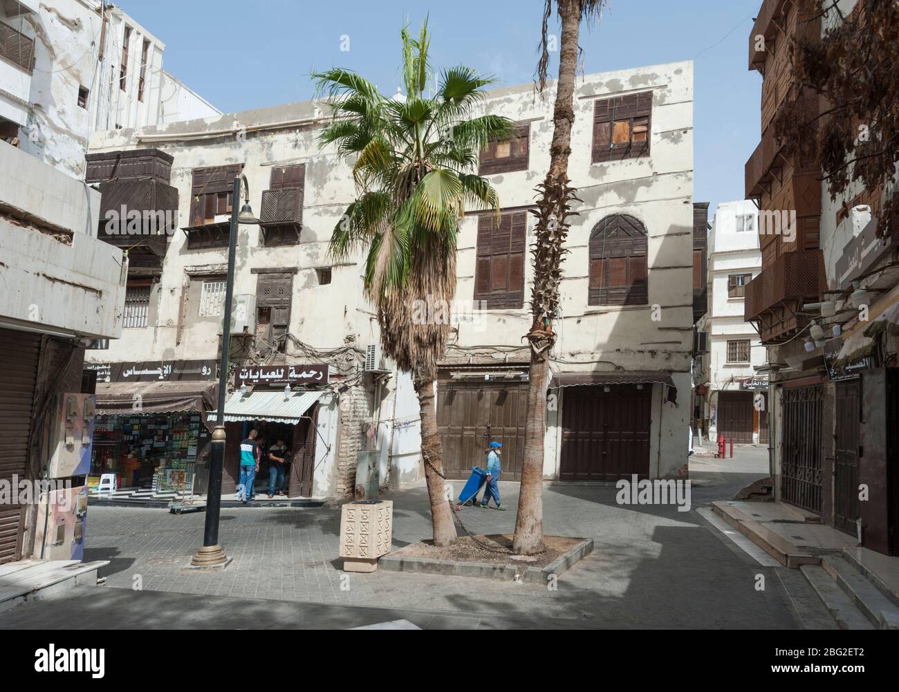 Al-Balad, das historische Gebiet von Dschidda, Saudi-Arabien. Straßenszene. Stockfoto