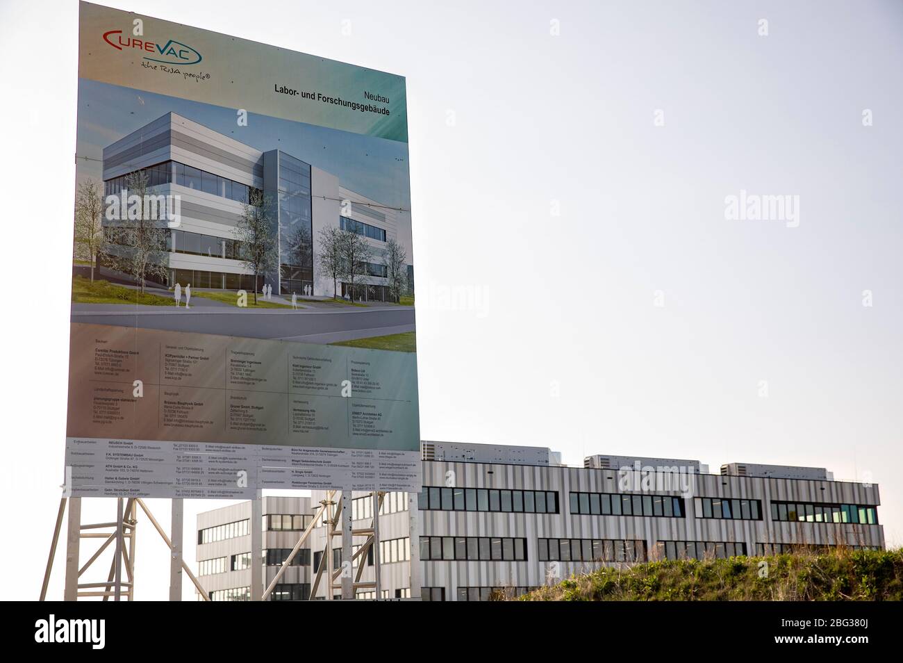 Tübingen, Deutschland. April 2020. Neubau des Tubinger Pharmaunternehmens CureVac AG. Tübingen, 19. April 2020 Quelle: dpa/Alamy Live News Stockfoto