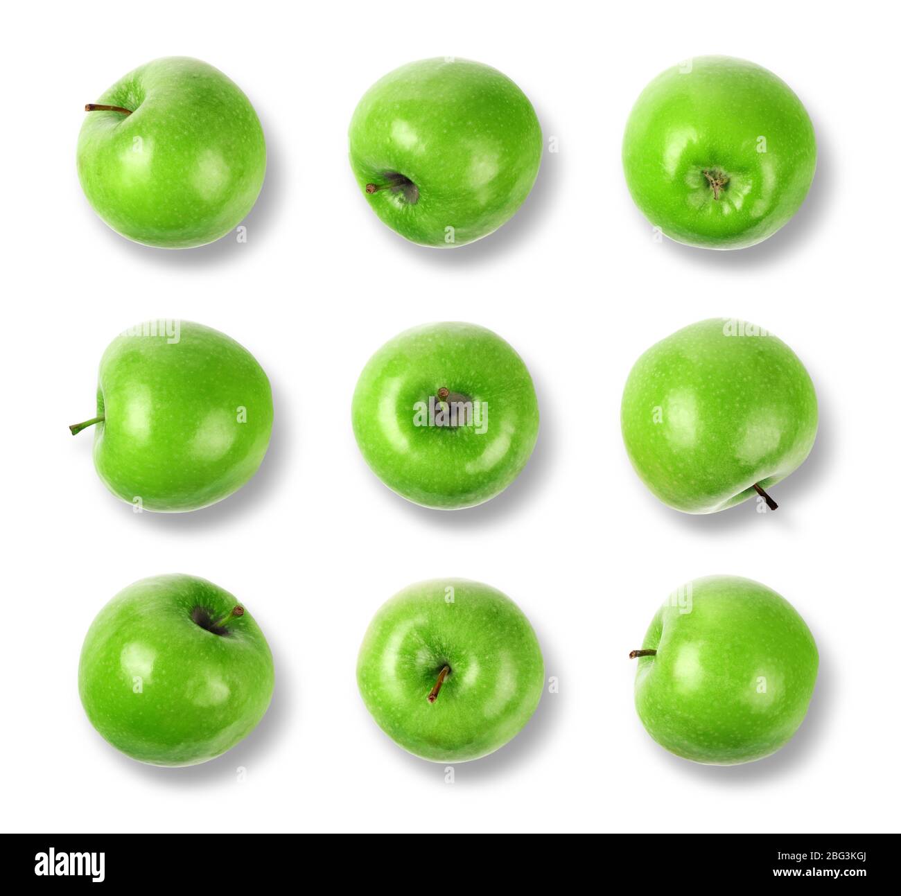 Grüne reife Äpfel. Granny smith Äpfel. Isoliert auf weißem Hintergrund. Kollektion von oben. Stockfoto