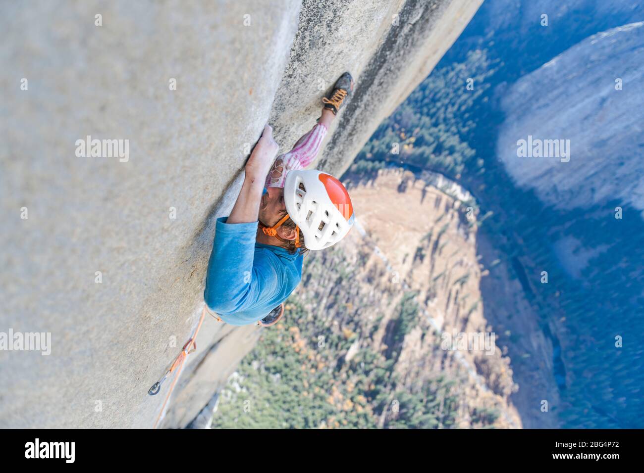Kletterer Riss Klettern an der Nase, El Capitan in Yosemite Stockfoto
