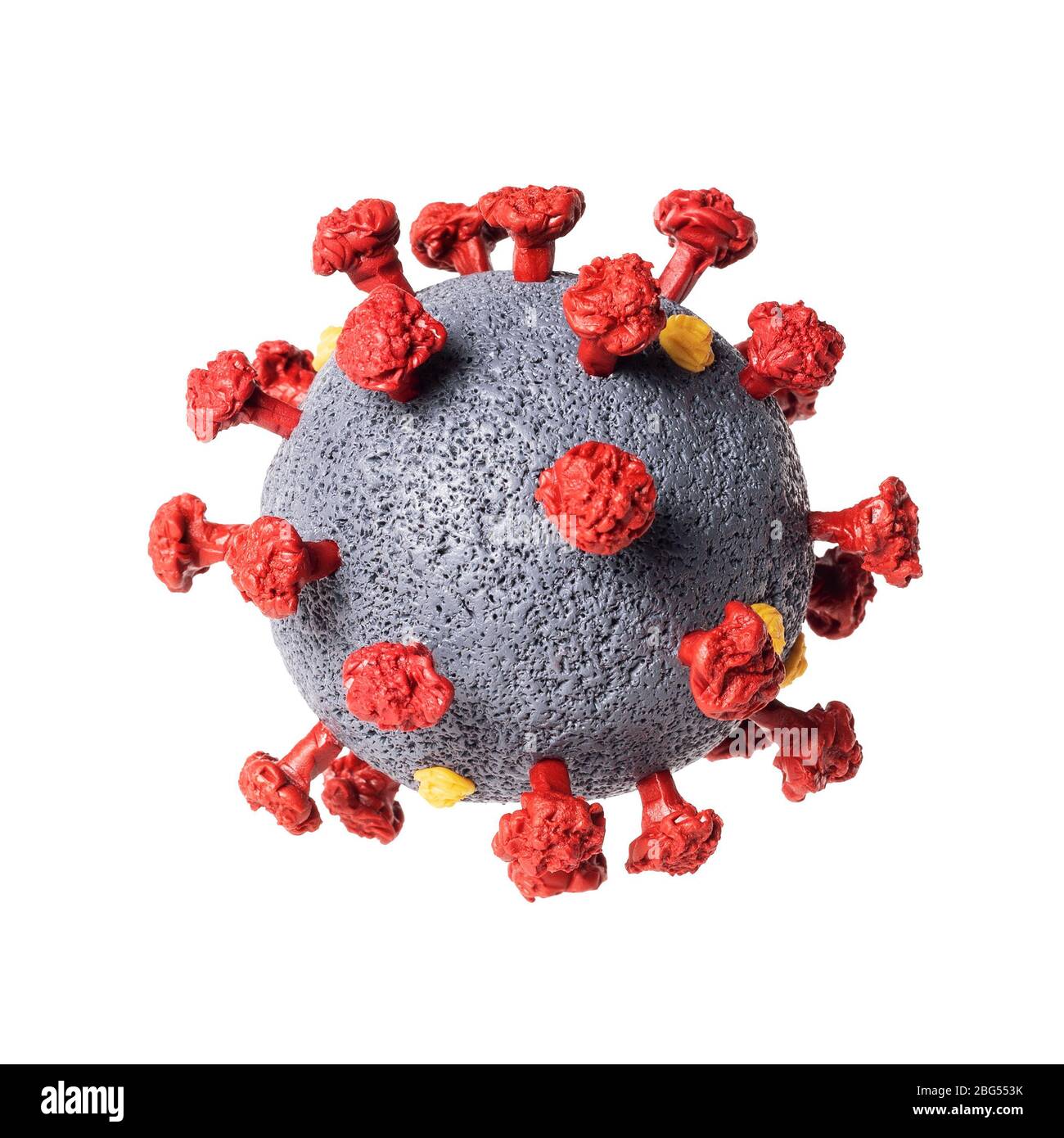 Nahaufnahme des SARS-CoV-2 Coronavirus-Modells. Isolieren auf weißem Hintergrund. Der Erreger der Krankheit COVID-19 Stockfoto