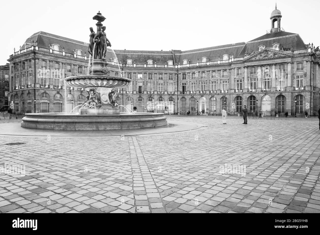 Place De La Bourse in Bordeaux, Frankreich. Ein UNESCO-Weltkulturerbe Stockfoto