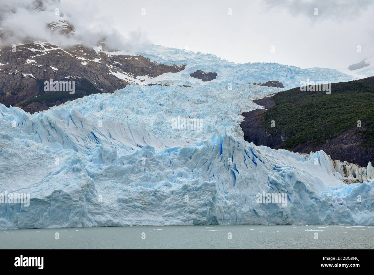 Chaotische Eislandschaft am Gletscherzunge des Spegazzini Gletschers am lago Argentino, patagonien, Argentinien Stockfoto