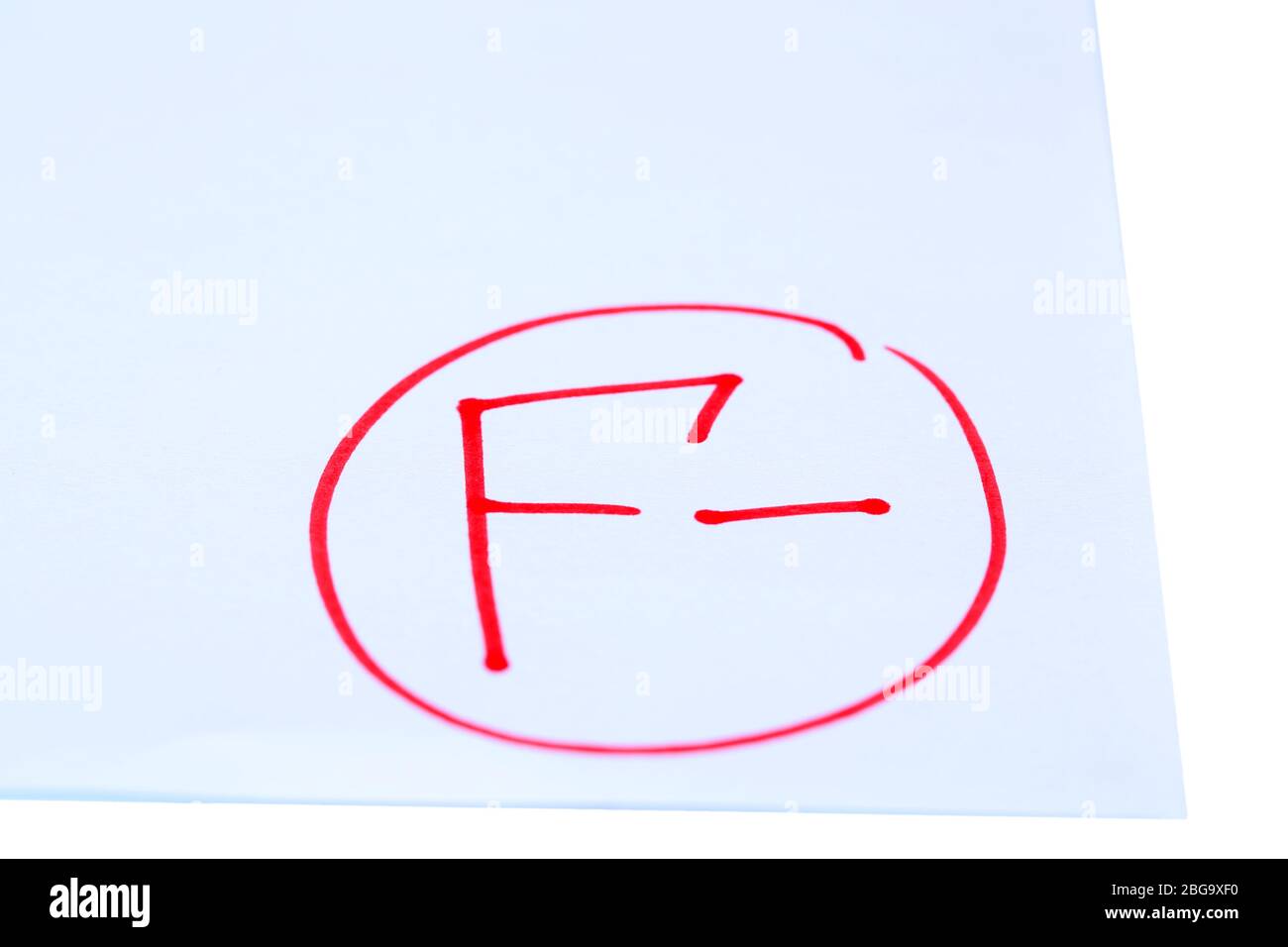 Note F- auf einer Prüfungsarbeit geschrieben Stockfoto