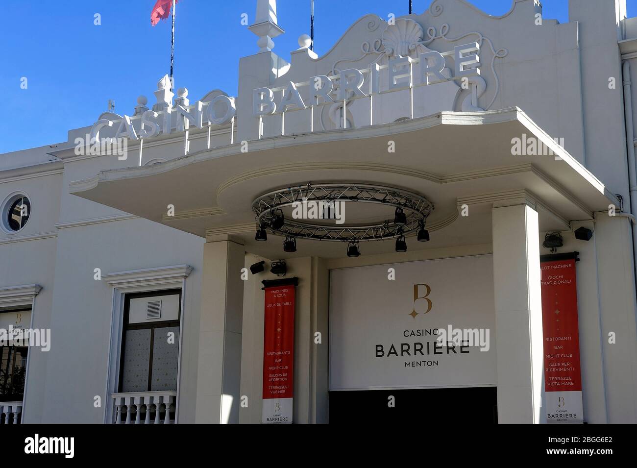 Eintritt zum Barriere Casino in der Stadt Menton an der französischen Riviera nahe der italienischen Grenze Stockfoto
