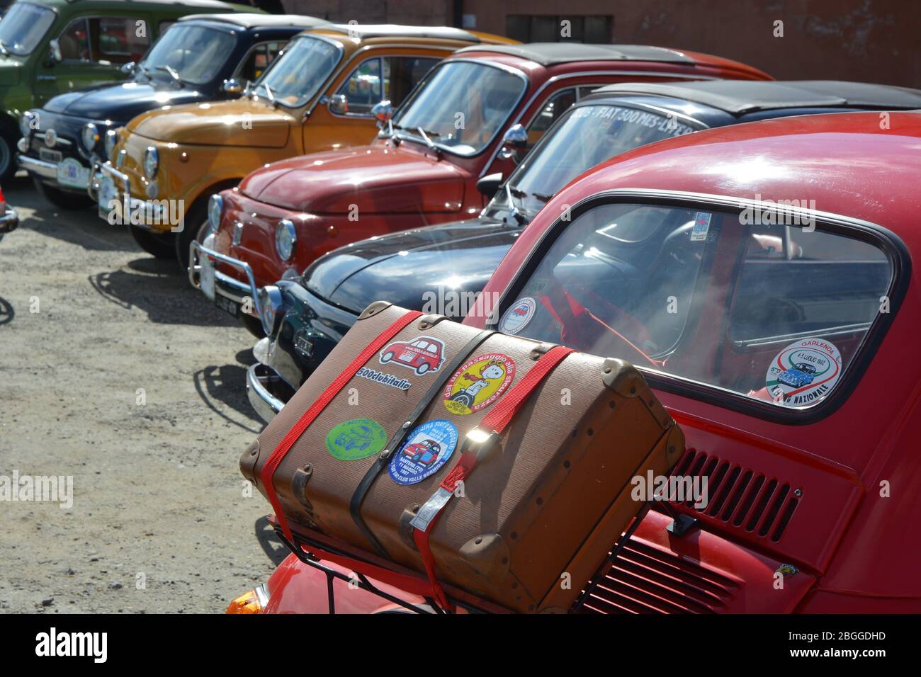 Castelnuovo don Bosco, Piemont/Italien- 03/10/2019-Treffen der alten Fiat 500 italienischen Oldtimer. Stockfoto