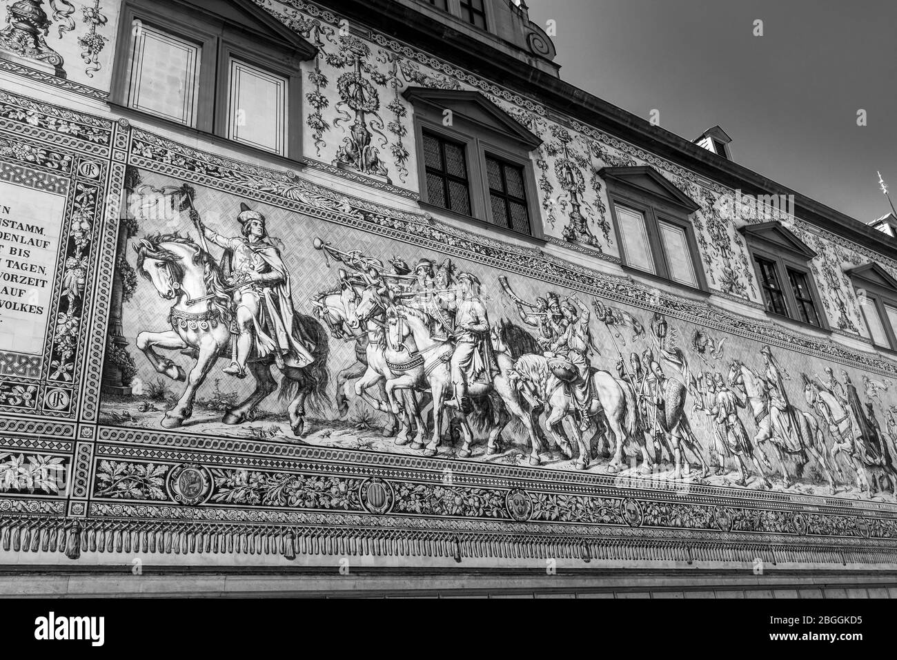 Dresden, Deutschland. Prozession der Fürsten von Sachsen. Schwarzweiß-Foto. Stockfoto