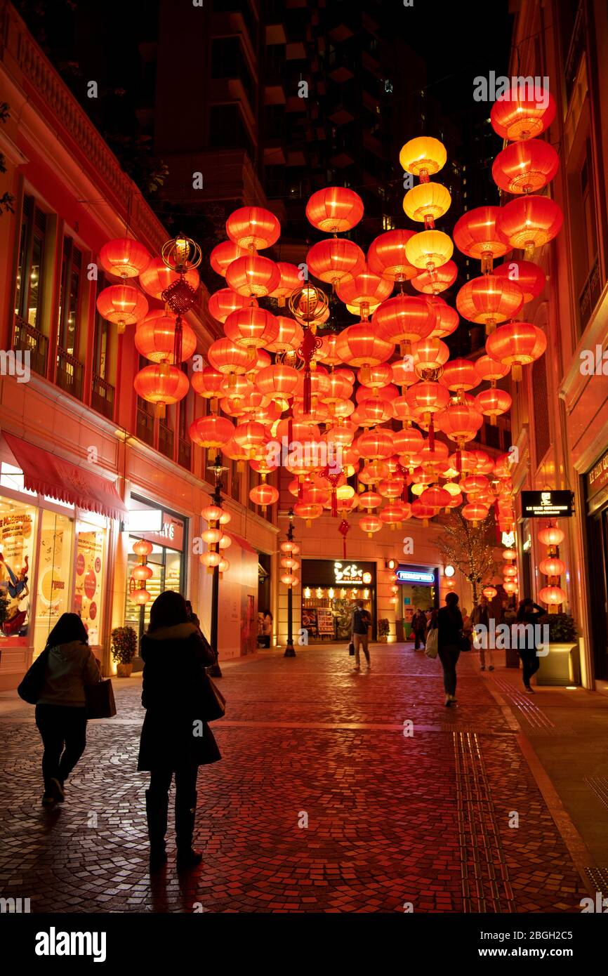 Hongkong, China: 21. Feb. 2020. Laternen für das chinesische Neujahr schmücken Lee Tung Avenue in Wan Chai Jayne Russell / Alamy Stock Image Stockfoto