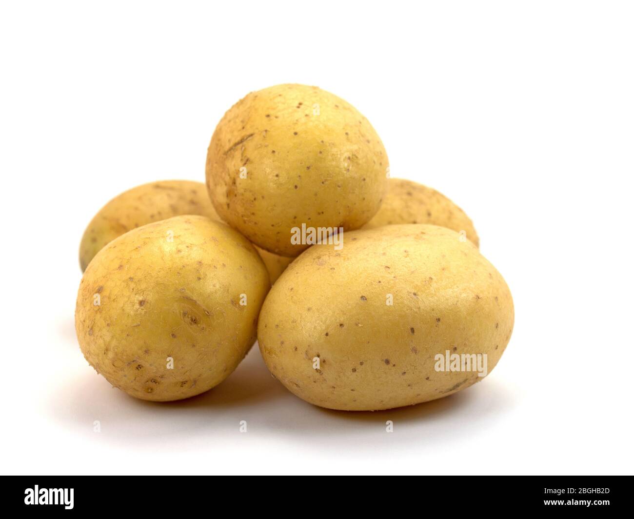 Kartoffeln isoliert vor weißem Hintergrund Stockfoto