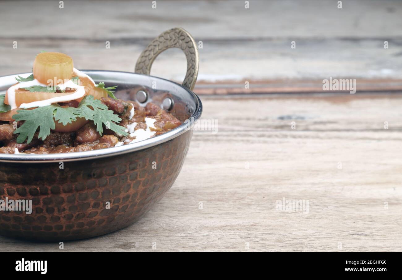 Low Sättigung Foto von Rajma Curry oder Rajma Masala. Indisches Curry. Stockfoto