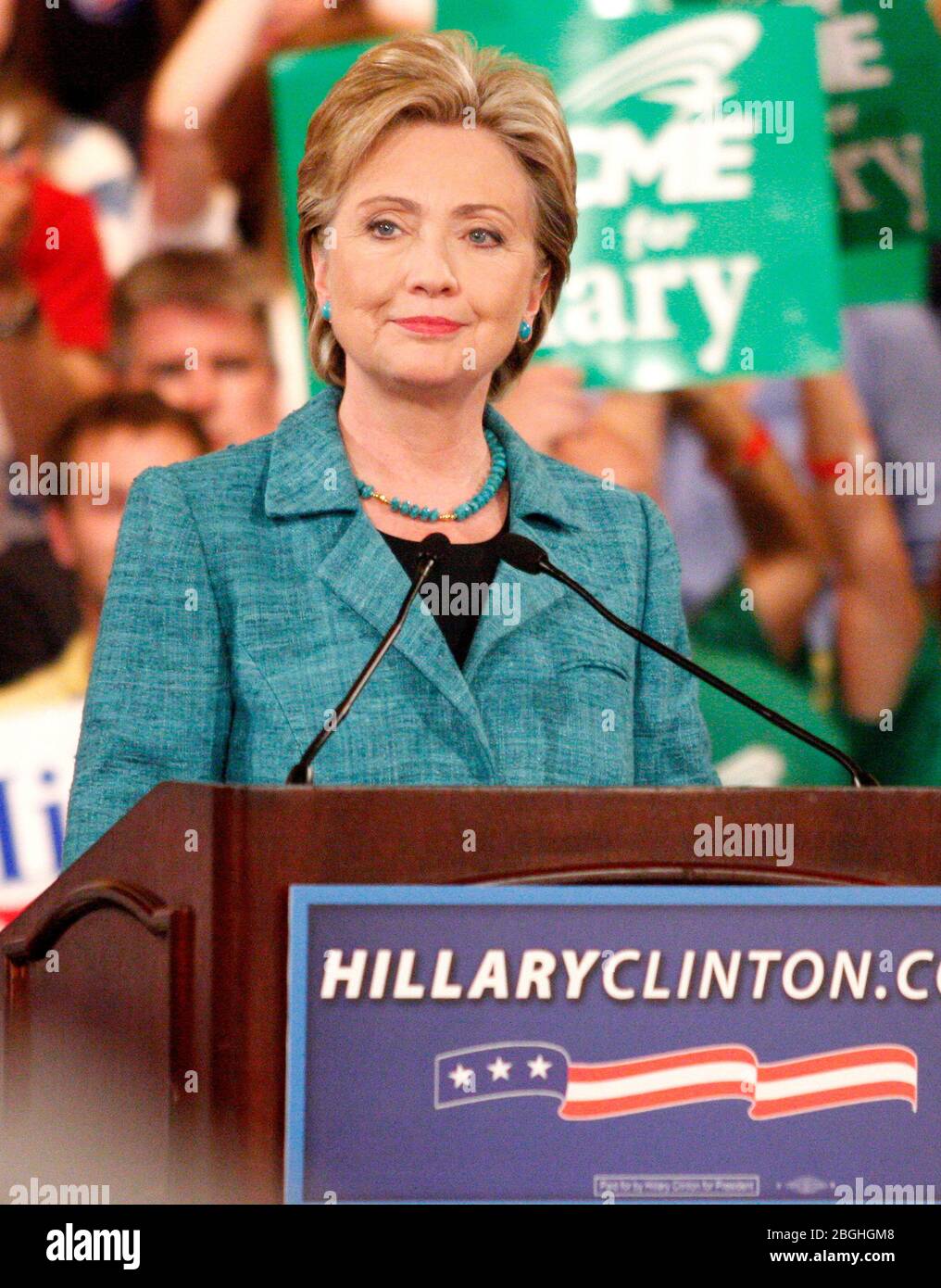 Hillary Clinton im Hillary Clinton Hauptquartier im Bellevue Hotel in Philadelphia, Pennsylvania am 22. April 2008, wo Hillary den Sieg in Pennsylvania behauptete. Quelle: Scott Weiner/MediaPunch Stockfoto