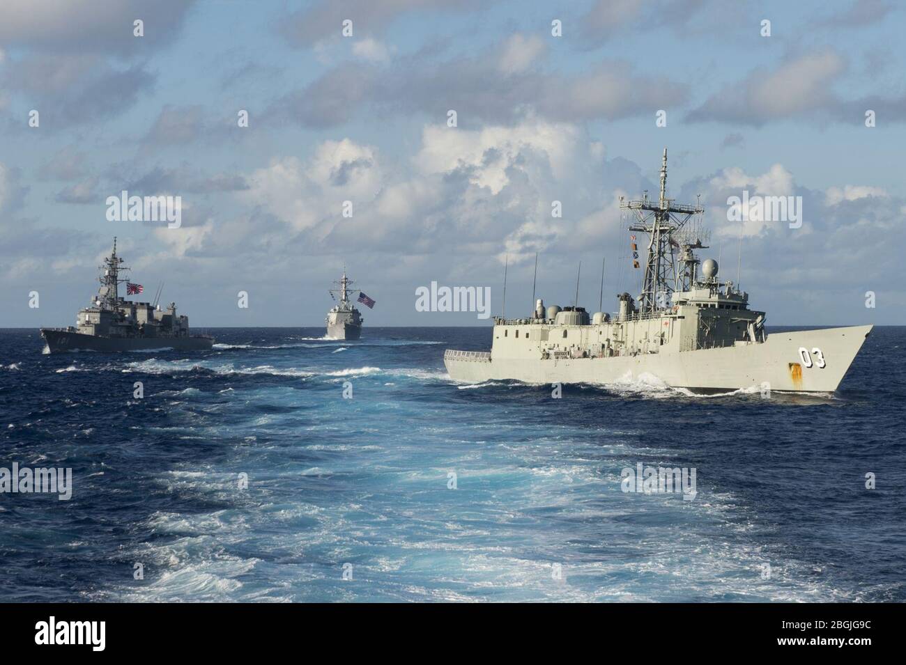 HMAS Sydney (FFG 03) während Pacific Bond 2013 (2). Stockfoto