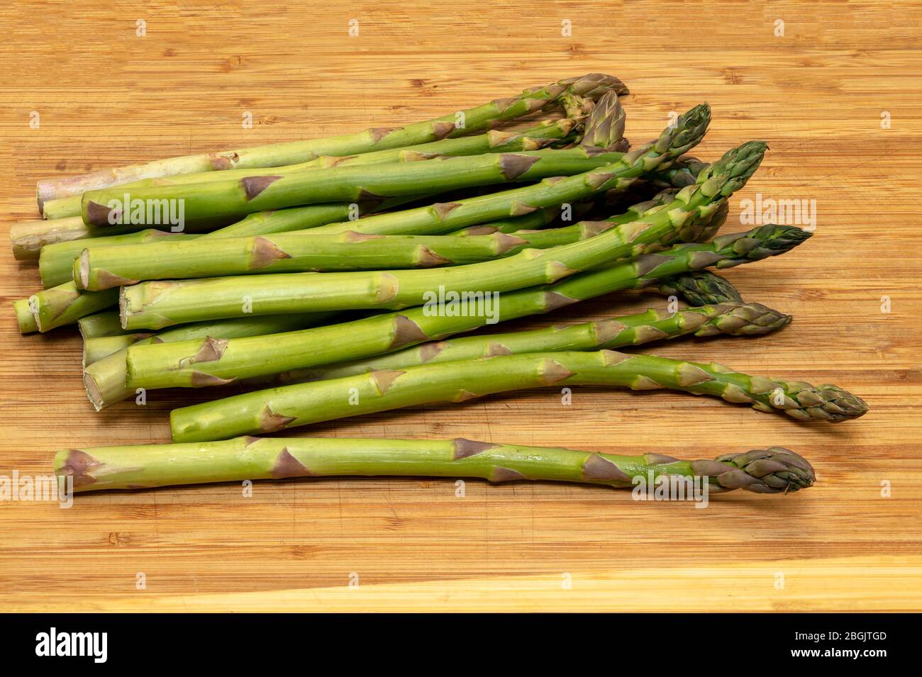 Rohsparagus, von James D Coppinger/Dembinsky Photo Assoc Stockfoto