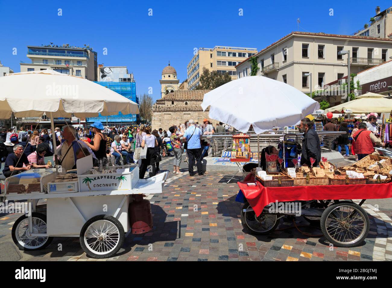 Straßenverkäufer, Monastiraki-Platz, Athen, Attika Region, Griechenland, Europa Stockfoto