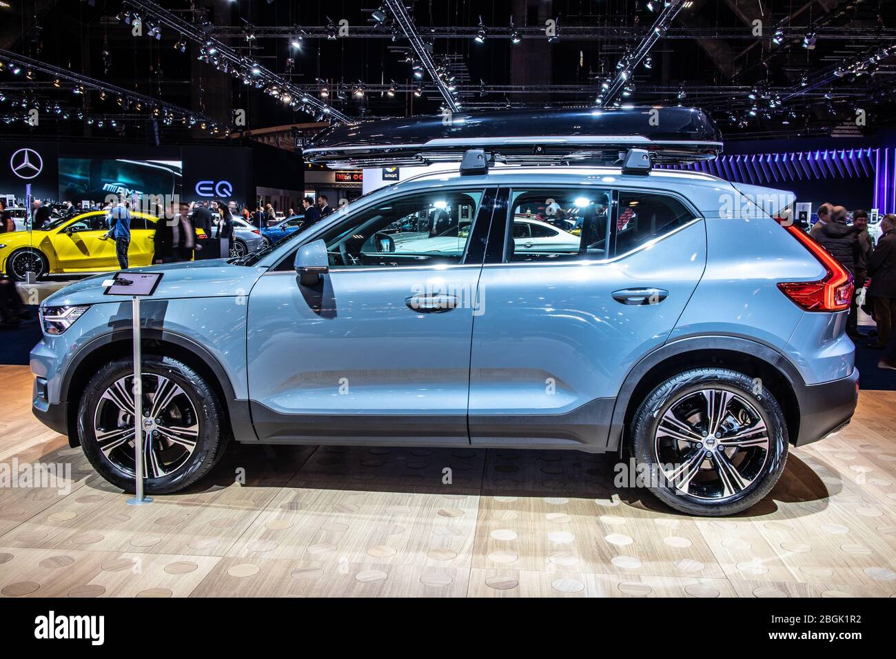 Brüssel, Belgien, 09. Januar 2020: Volvo XC40 in Metallic-Blau auf dem Brüsseler Automobilsalon wird ein kompakter Crossover-SUV von Volvo Cars hergestellt und vermarktet Stockfoto