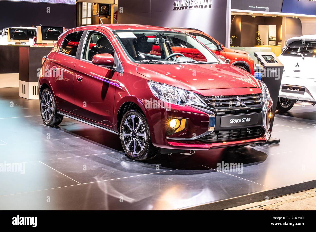 Brüssel, Belgien, Jan 2020 Mitsubishi Space Star, Brussels Motor Show, 6. Generation 2. Facelift, Kleinwagen vom japanischen Autohersteller Mitsubishi produziert Stockfoto