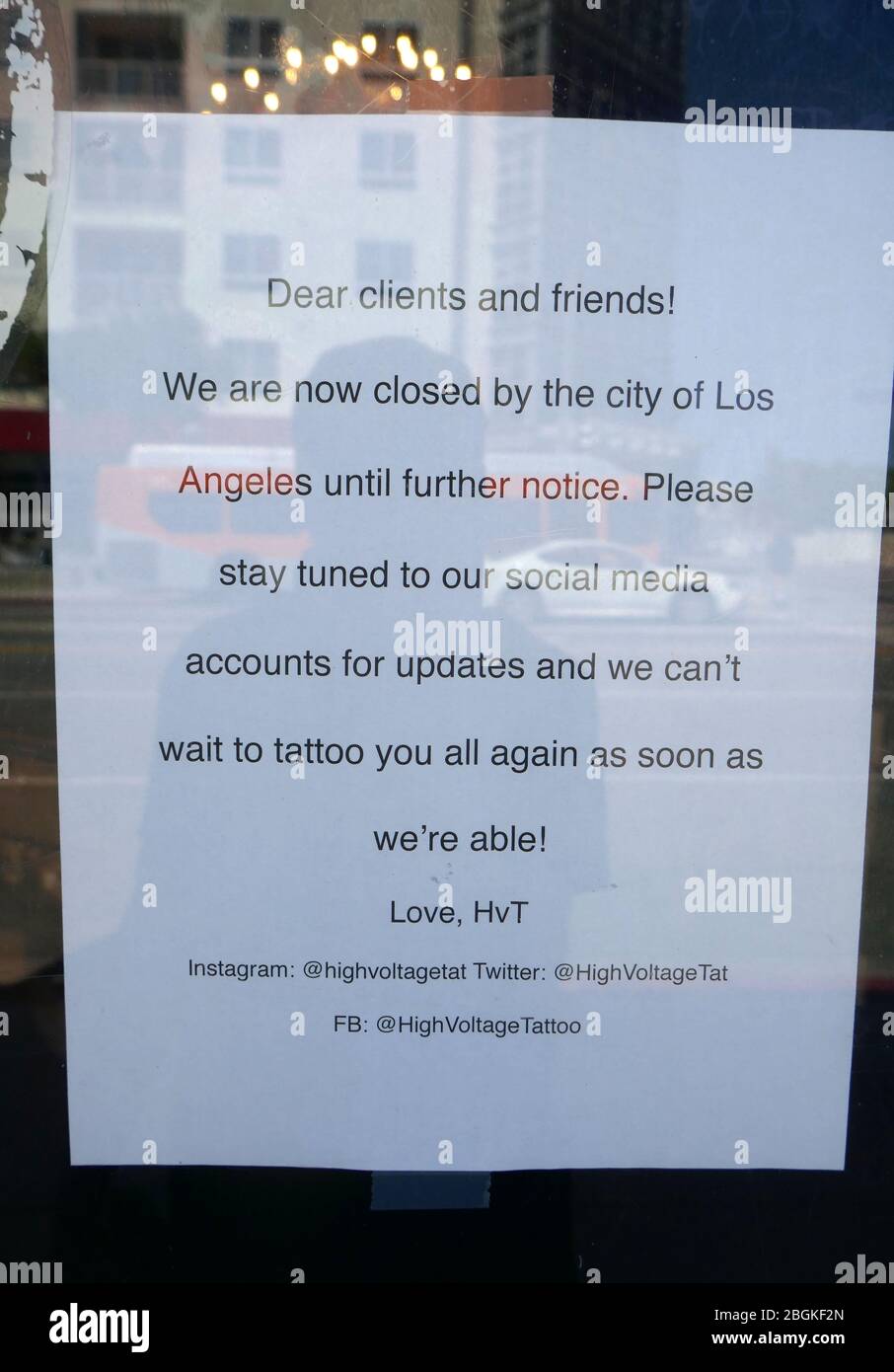 Los Angeles, Kalifornien, USA 21. April 2020 EINE allgemeine Ansicht der Atmosphäre des geschlossenen Hochspannungs-Tätowierens während der Coronavirus Covid-19 Pandemie am 21. April 2020 in Los Angeles, Kalifornien, USA. Foto von Barry King/Alamy Stock Photo Stockfoto