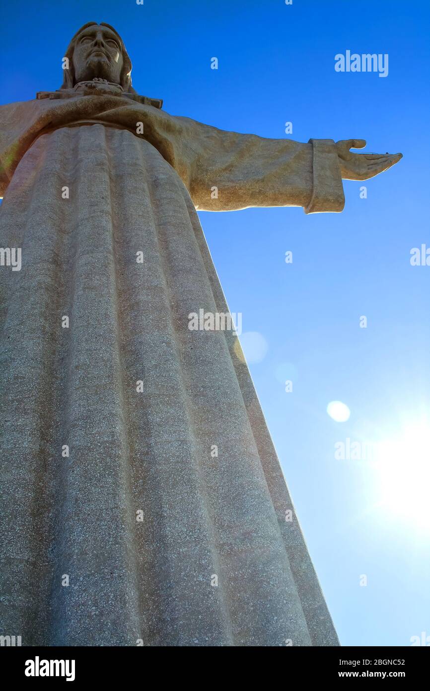 Statue von Jesus Christus in Lissabon, Portugal. Februar 2018. Stockfoto