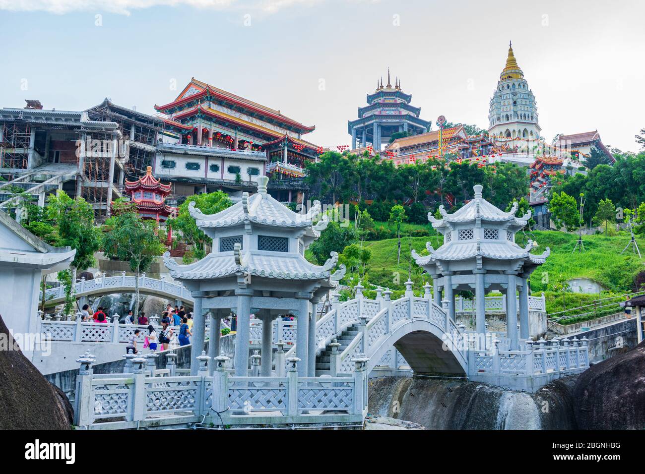 KEK Lok Si Tempel wurde seit dem Jahr 1891 gebaut, befindet sich in Penang Island, ist einer der größten und schönsten Tempel komplexe in Südostasien. Ein un Stockfoto