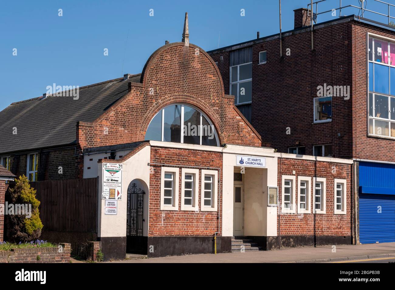 St Mary's Church Hall in Prittlewell, Southend on Sea, Essex, Großbritannien. Hall zur nahe gelegenen St Mary's Church, einer Kirche von England. Einfaches Ziegelgebäude Stockfoto