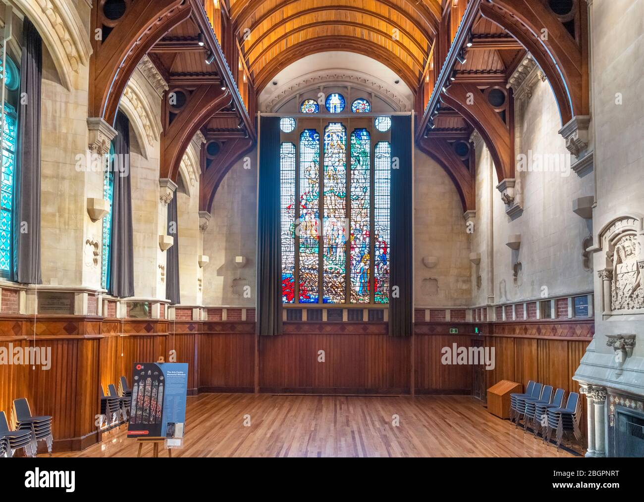 Die große Halle mit Blick auf das Memorial Window, Christchurch Arts Centre, Christchurch, Neuseeland Stockfoto
