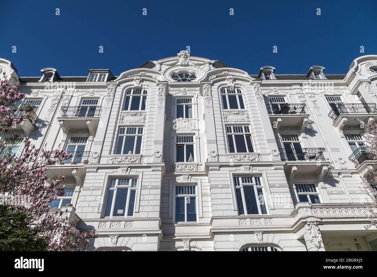 Jugendstil-Fassade des Hamburger Wohnhauses Stockfoto