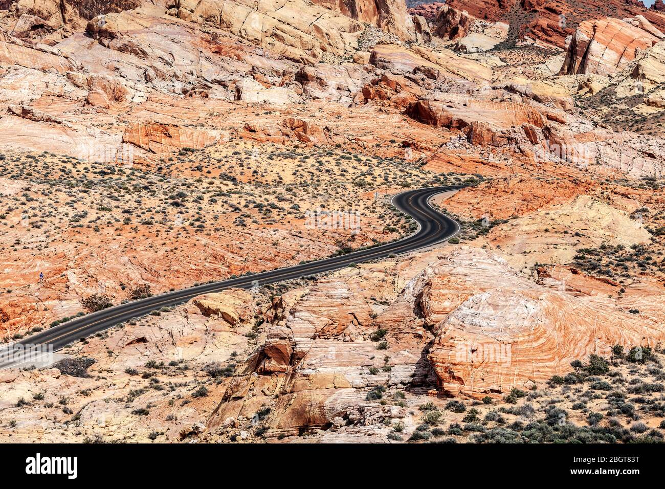 NV00239-00...Nevada - Straße im Valley of Fire State Park. Stockfoto