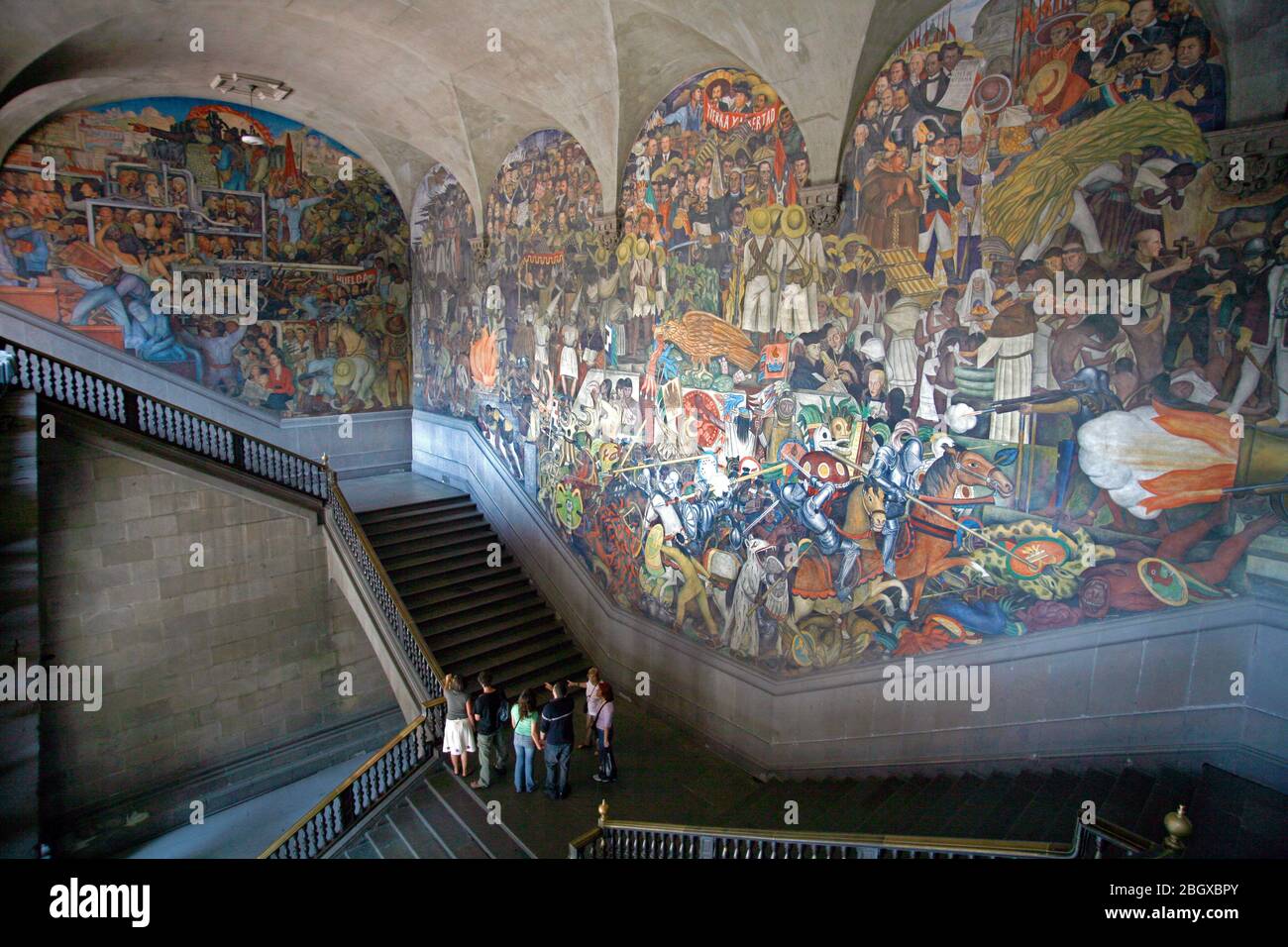 Die Wandgemälde von Diego Riviera im Nationalpalast, Mexiko-Stadt, Mexiko Stockfoto