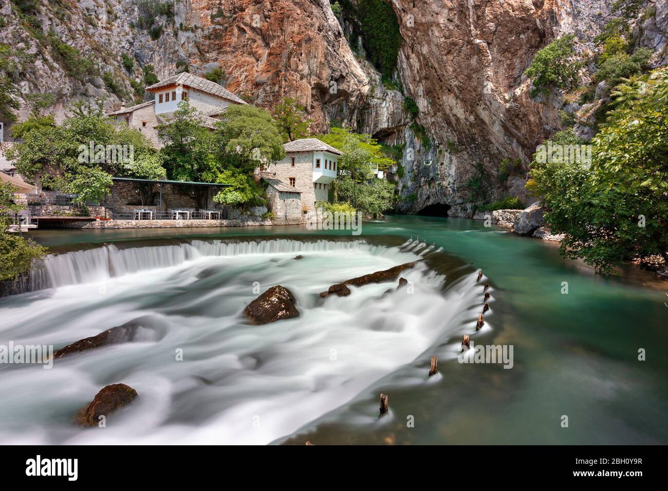 Derwisch Haus bekannt als Tekke in Blagaj, Bosnien und Herzegowina Stockfoto
