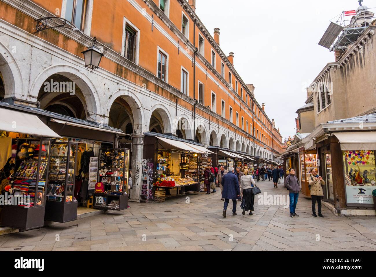 Ruga dei Oresi, vor der Rialto Brücke, San Polo, Venedig, Italien Stockfoto