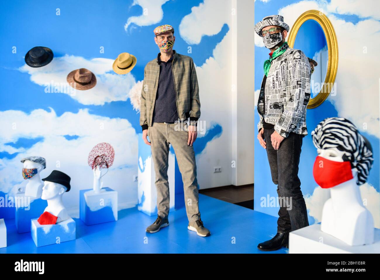 23. April 2020, Berlin, Berlin, Deutschland: Der italienische Hatter  GIUSEPPE TELLA und sein Partner und Studio Manager ALEX VON DUNGEN sind in  ihrem Studio in Berlin zu sehen. TELLA und VON DUNGEN