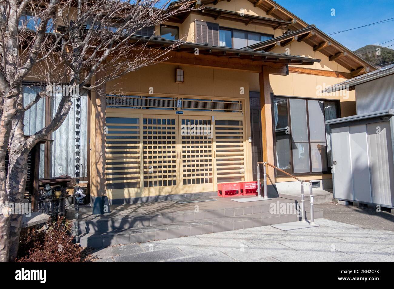 Ein lokales Haus in Yamanashi Stadt, wo ist berühmt für seinen Besuch. Yamanashi, Japan Februar 10,2020 Stockfoto