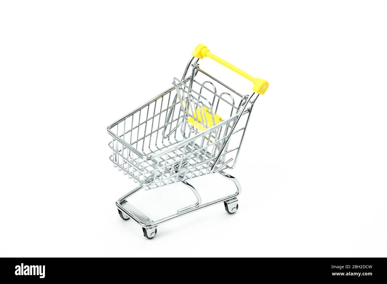 Leerer Supermarkt-Trolley, bewusster Konsum-Trend Stockfoto