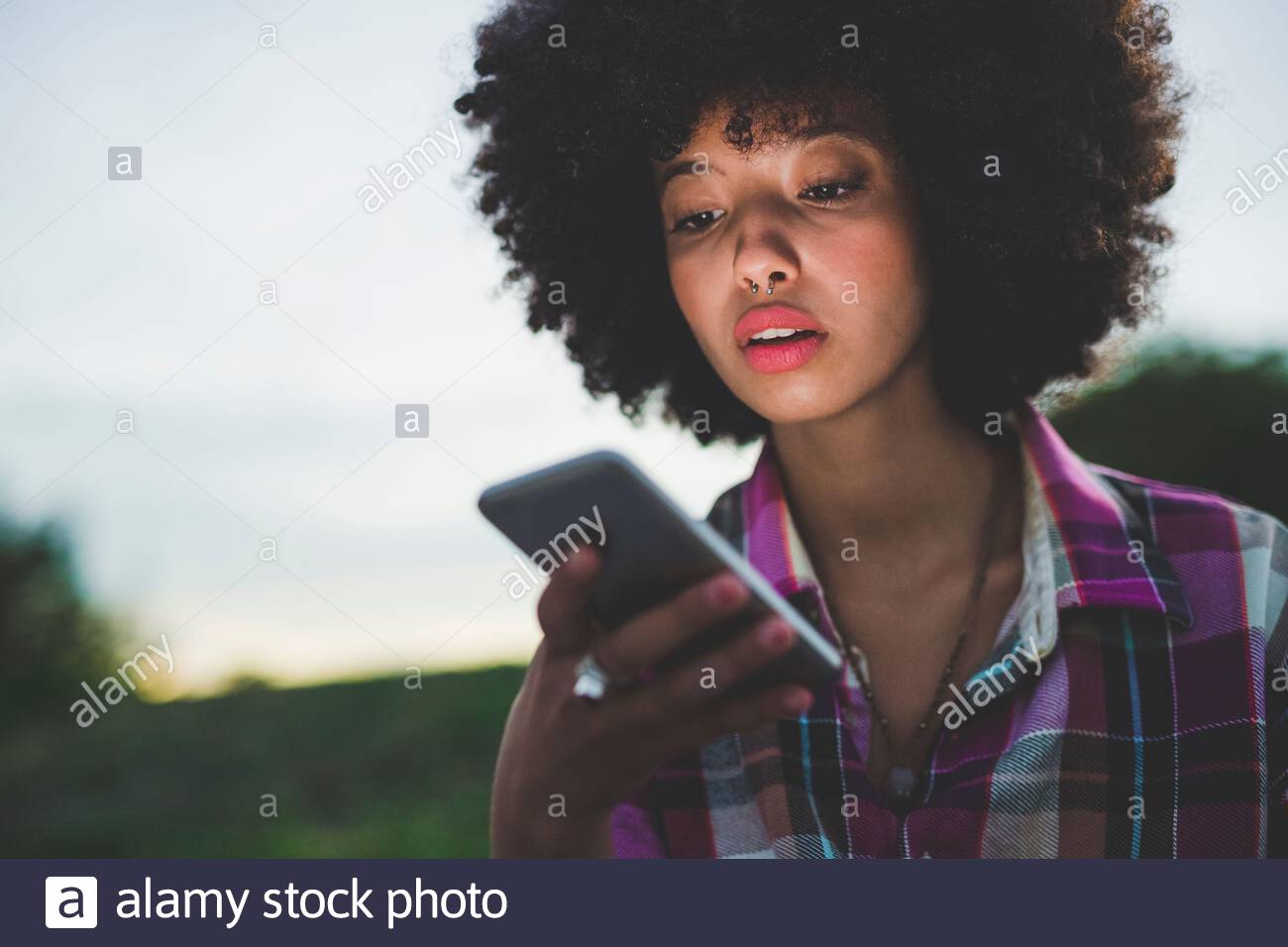 Afro Frisur Stockfotos Und Bilder Kaufen Alamy