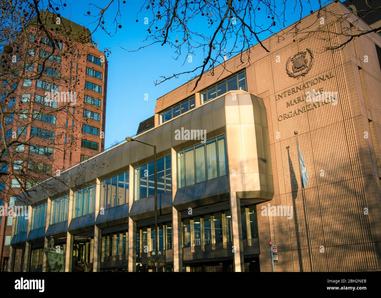 LONDON - International Maritime Organization Exterior - ein Gebäude der Vereinten Nationen Hauptsitz Stockfoto