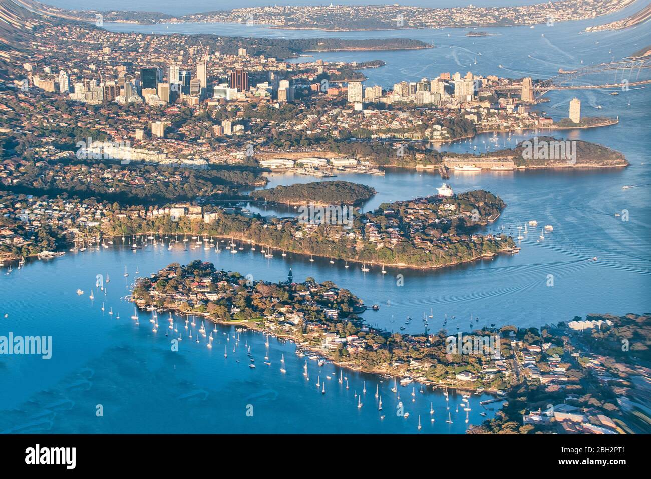 Luftaufnahme von Sydney aus einem Flugzeugfenster. Stockfoto