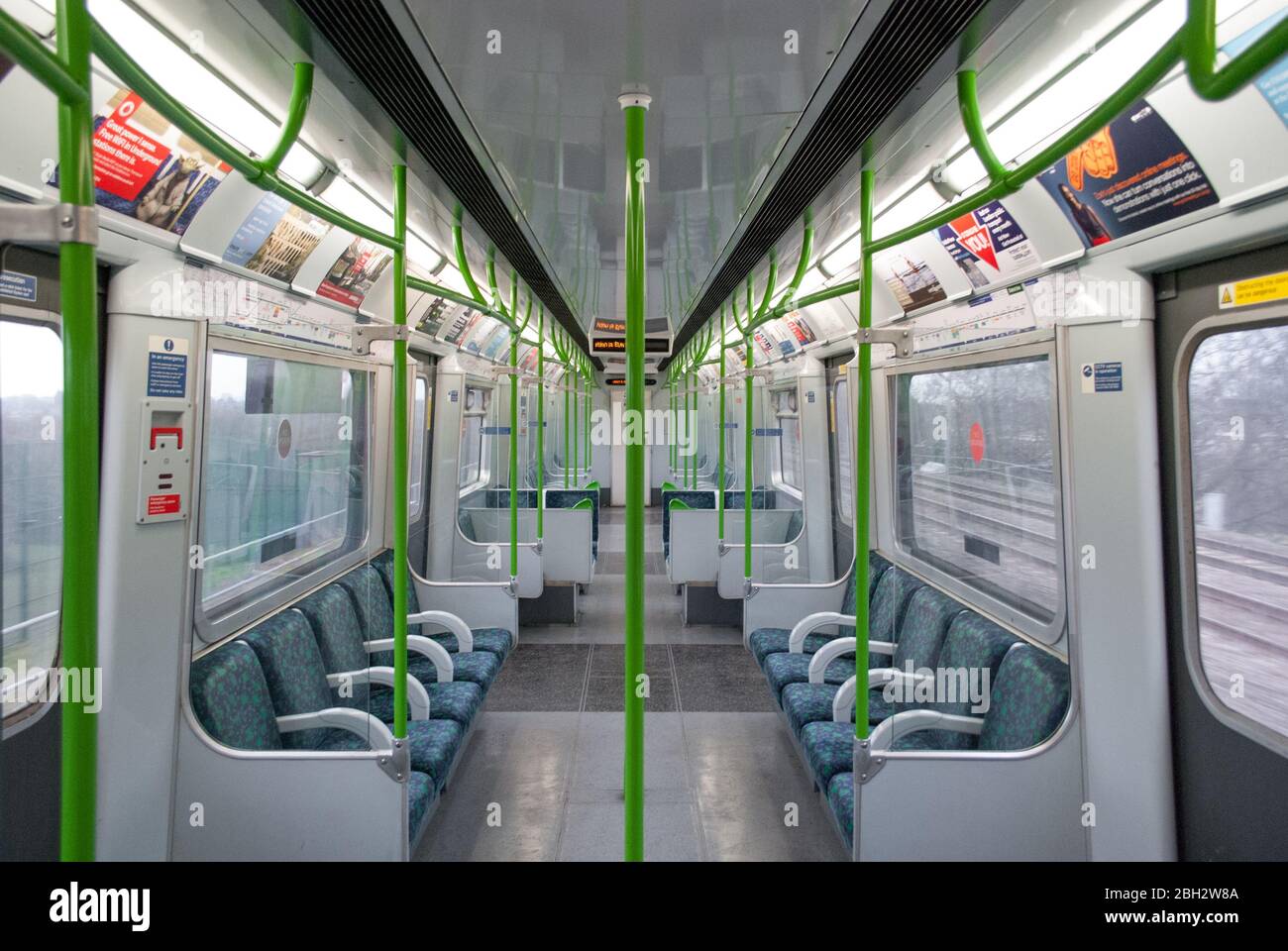 London Underground District Line Carriage, Upminster London, RM14 Stockfoto