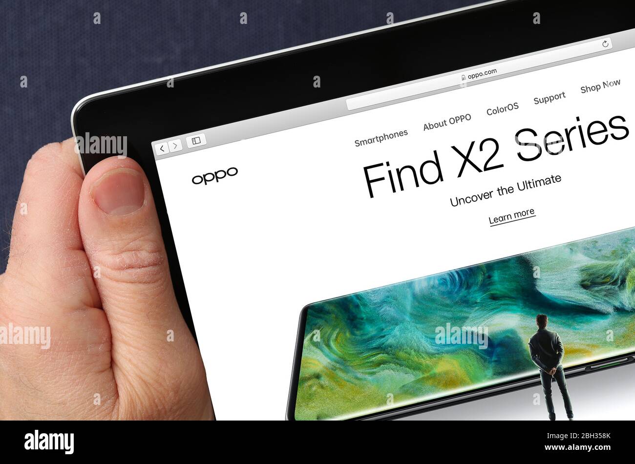 Oppo-Website auf einem iPad (nur redaktionelle Verwendung) Stockfoto