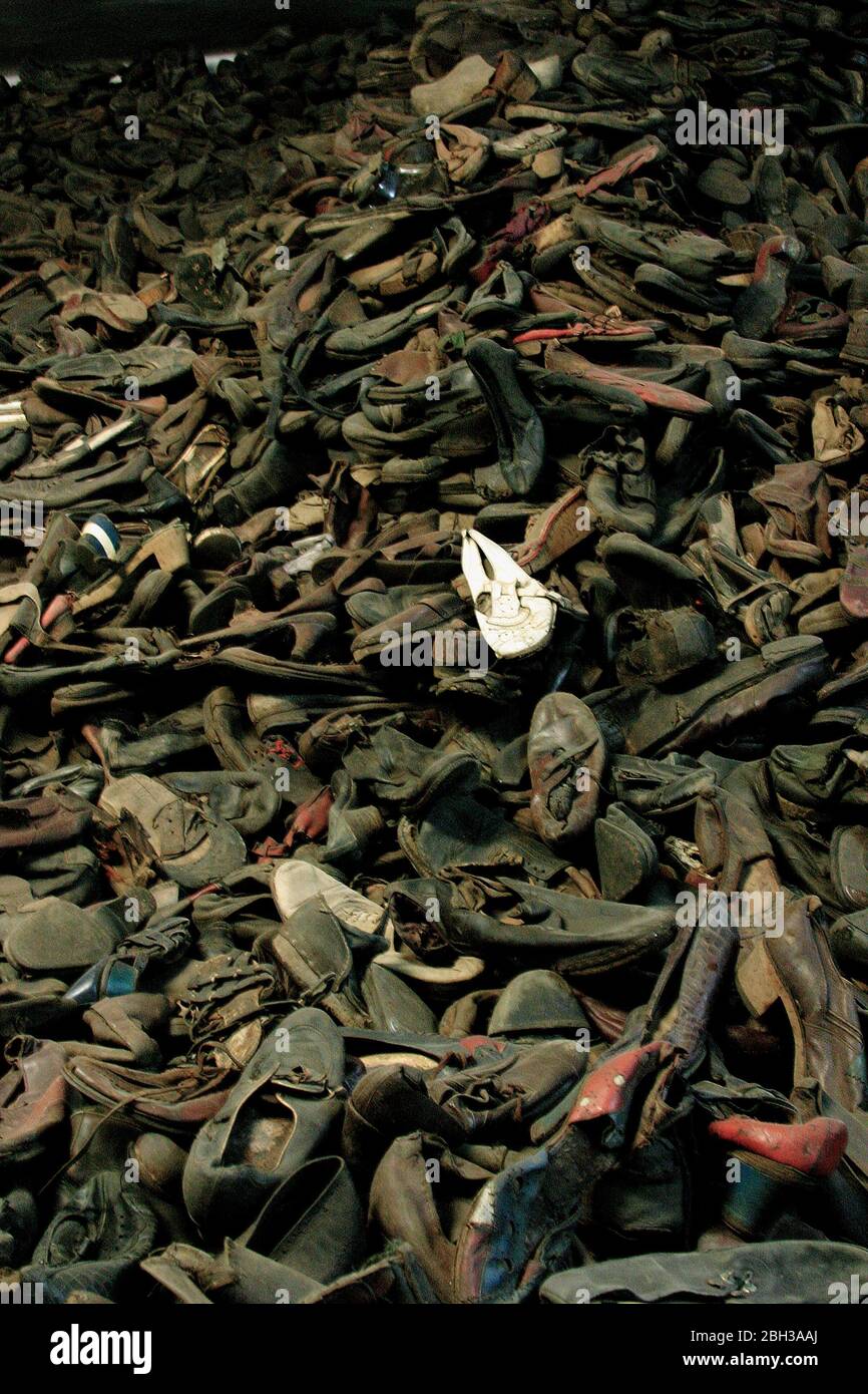 Schuhe von Opfern, die im Lager Auschwitz-Birkenau ausgestellt wurden Stockfoto