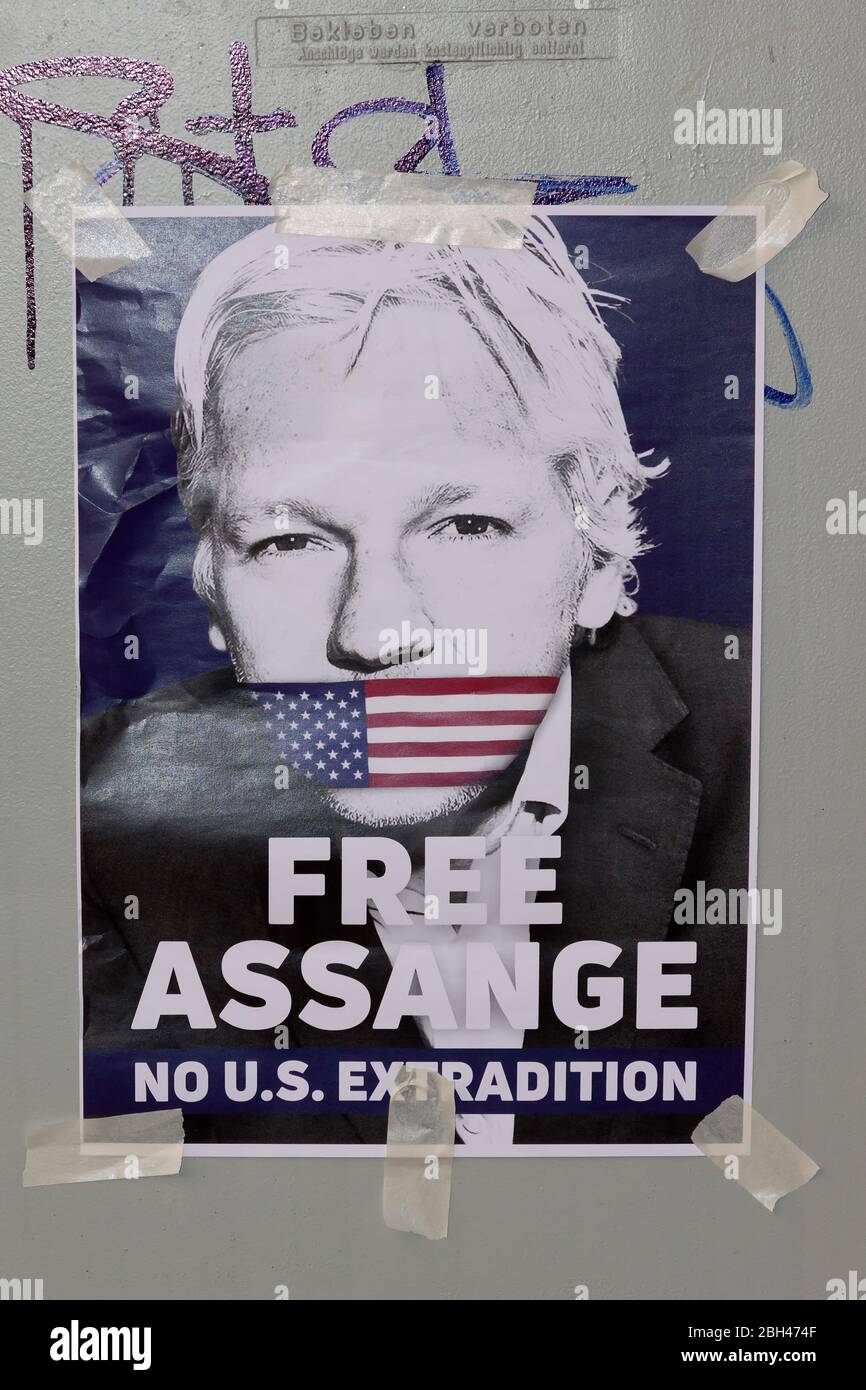 Plakat, frei Julian Assange in Berlin Stockfoto