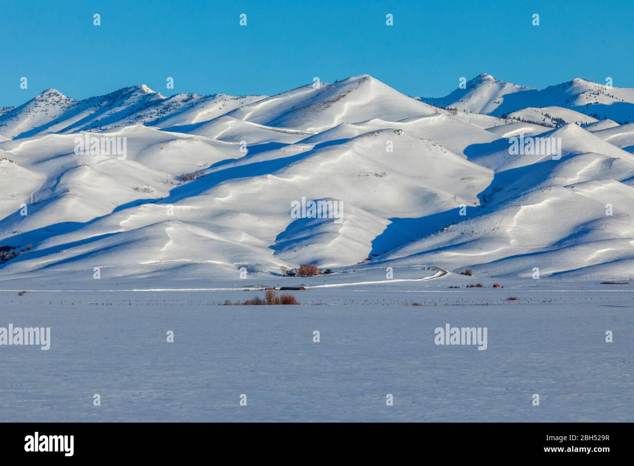 Schneebedeckte Berge Stockfoto