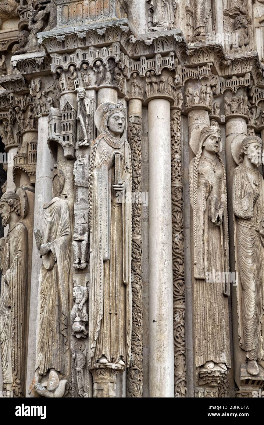 Der Westen - Royal - Portal, Chartres Kathedrale, Chartres, Frankreich - Cathédrale Notre-Dame de Chartres Stockfoto