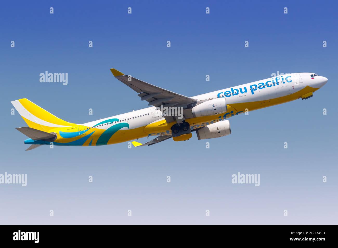 Hongkong, China – 20. September 2019: Cebu Pacific Airbus A330-300 Flugzeug am Flughafen Hongkong (HKG) in China. Stockfoto