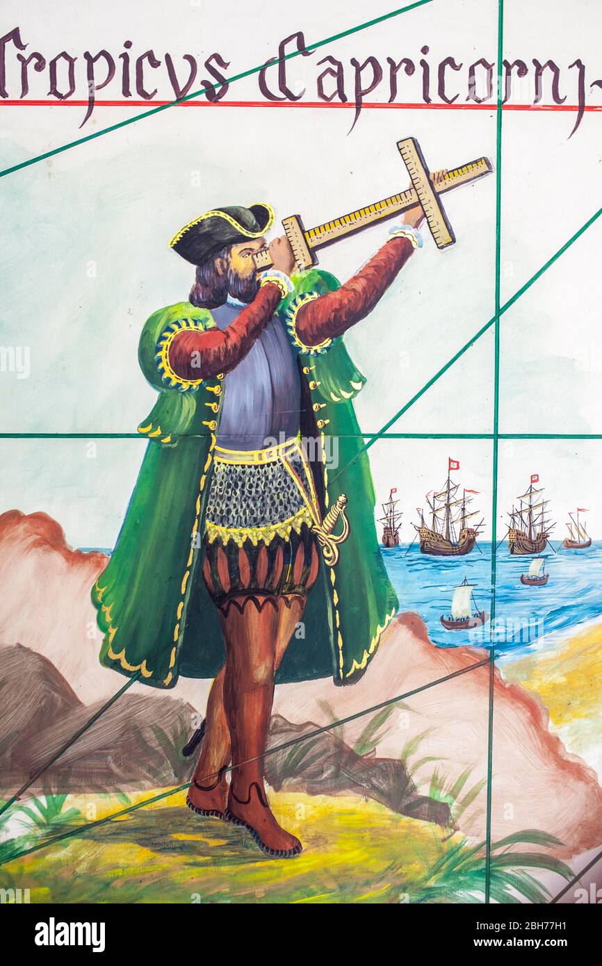 Lissabon, Portugal - 1. März 2020: Wandmalerei eines Navigators aus dem 16. Jahrhundert mit dem Jacobs-Stab. Marinemuseum, Lissabon, Portugal Stockfoto