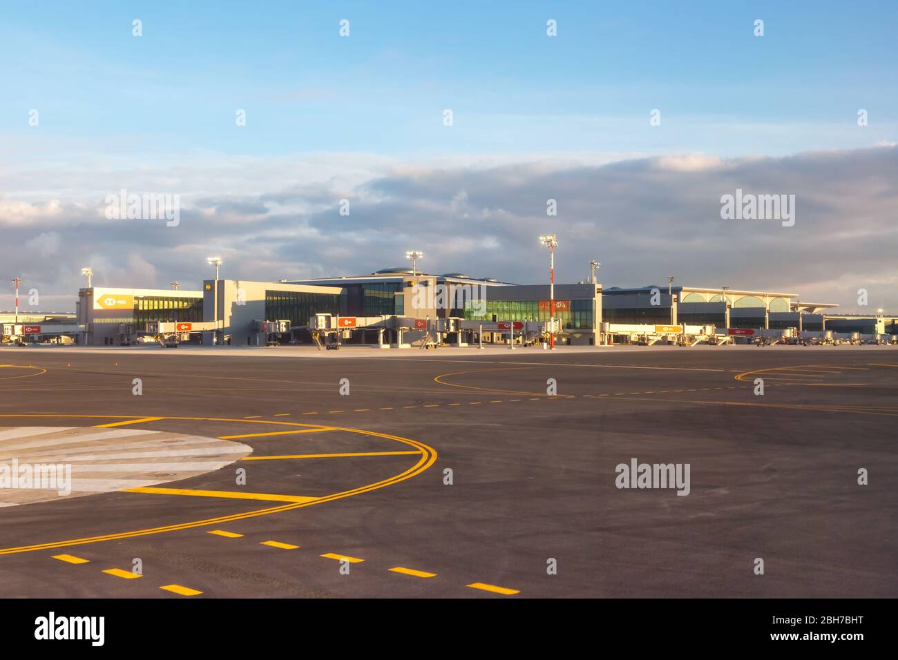 Istanbul, Türkei – 14. Februar 2019: Terminal des Istanbul New Airport (IST) in der Türkei. Stockfoto