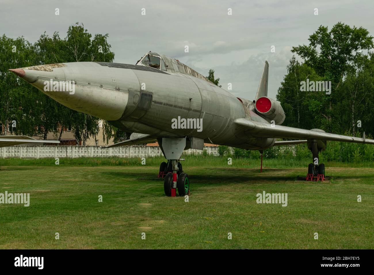 Moskau/Russland; Juni 26 2019: Tupolev TU-22 Überschallbomber, Nahsicht, ausgestellt im russischen Flugzeugmuseum Stockfoto